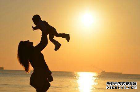 <a  data-cke-saved-href='http://www.ikunhe.cn' href='http://www.ikunhe.cn' target='_blank' title='供卵机构'><span style='color: #0000ff'><strong>供卵机构</strong></span></a>